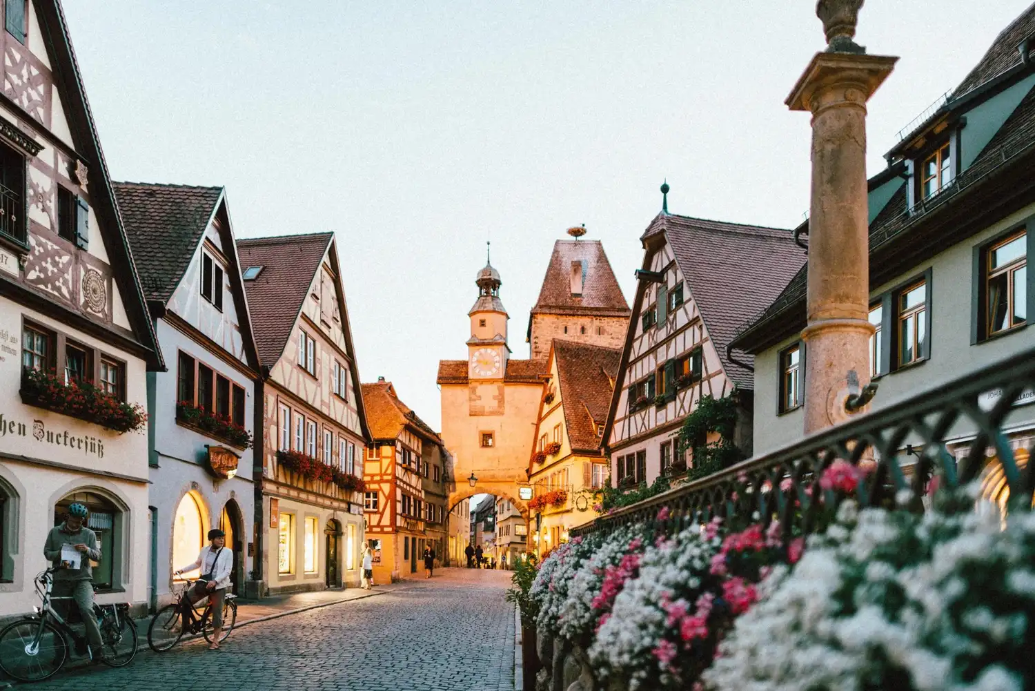 Courier route visual for India to Germany